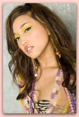 https://www.makeup-tips-magazine.com/images/japanese-makeup2.jpg