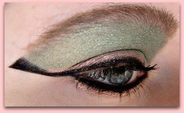 Cleopatra Eye Makeup - How to Recreate