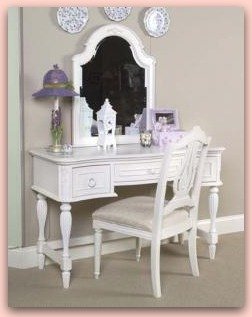 Vanity Makeup Tables